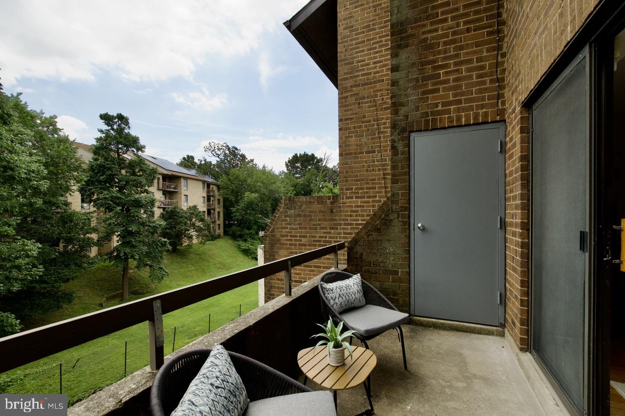 3081 HAWTHORNE DR NE #3081, WASHINGTON, District Of Columbia 20017, 2 Bedrooms Bedrooms, ,2 BathroomsBathrooms,Residential,For sale,3081 HAWTHORNE DR NE #3081,DCDC2211992 MLS # DCDC2211992
