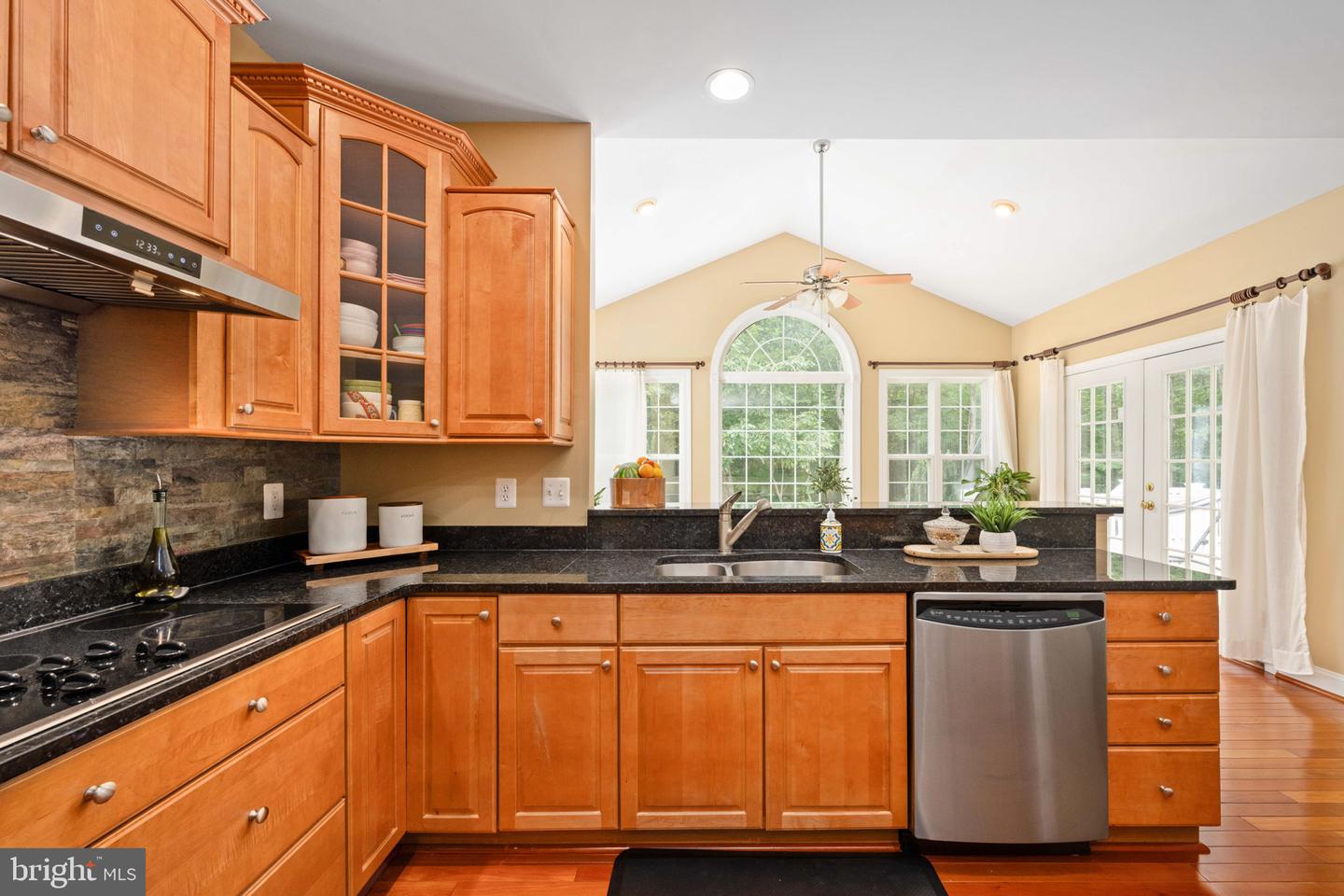 564 GENTLE BREEZE CIR, FREDERICKSBURG, Virginia 22406, 5 Bedrooms Bedrooms, ,3 BathroomsBathrooms,Residential,For sale,564 GENTLE BREEZE CIR,VAST2041104 MLS # VAST2041104