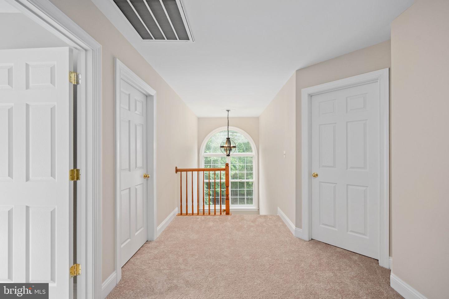 564 GENTLE BREEZE CIR, FREDERICKSBURG, Virginia 22406, 5 Bedrooms Bedrooms, ,3 BathroomsBathrooms,Residential,For sale,564 GENTLE BREEZE CIR,VAST2041104 MLS # VAST2041104
