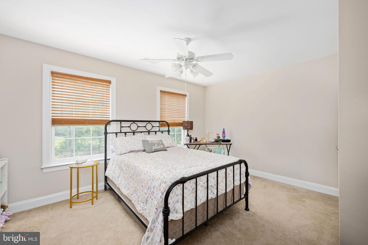 564 GENTLE BREEZE CIR, FREDERICKSBURG, Virginia 22406, 5 Bedrooms Bedrooms, ,3 BathroomsBathrooms,Residential,For sale,564 GENTLE BREEZE CIR,VAST2041104 MLS # VAST2041104