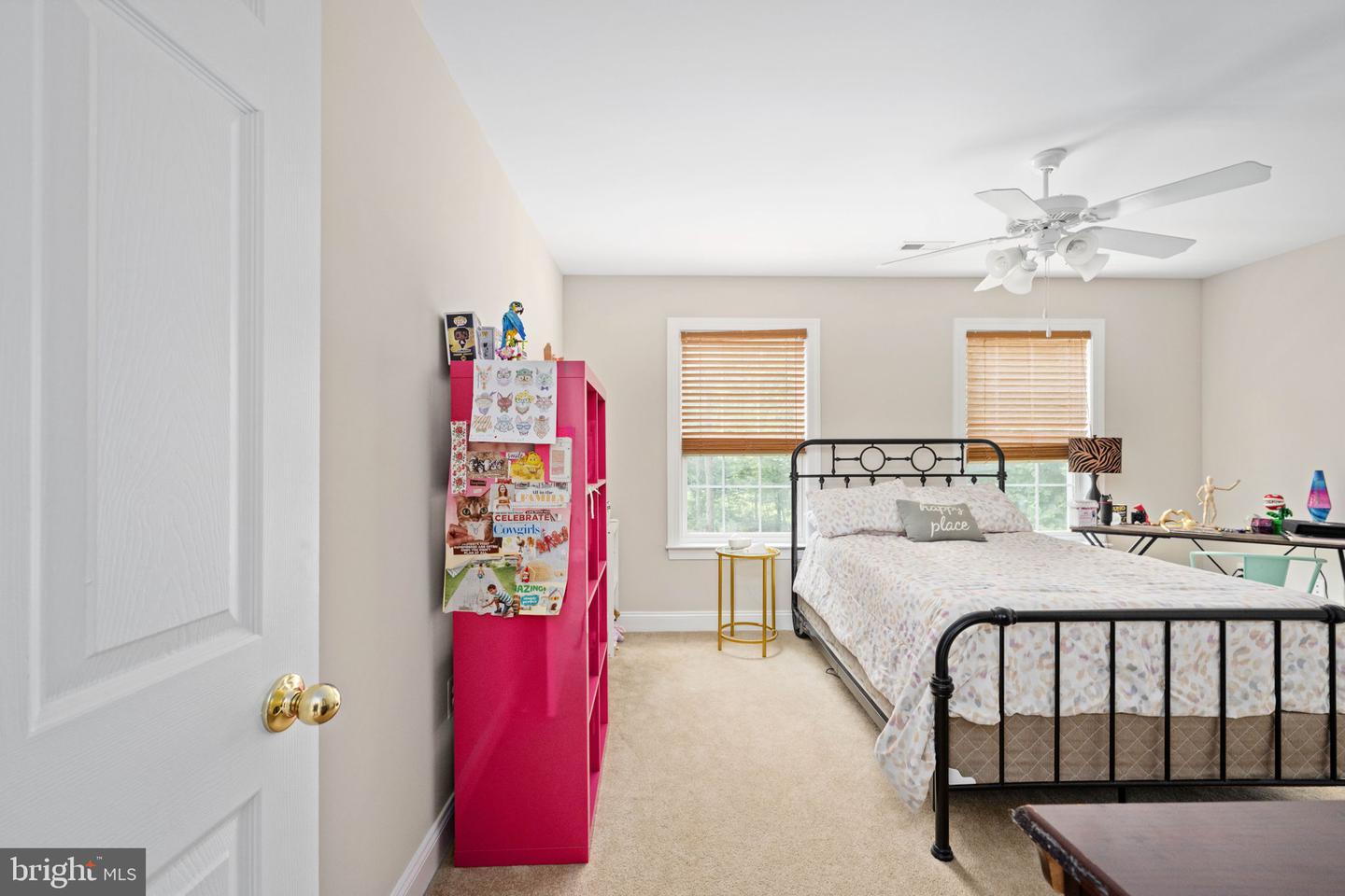 564 GENTLE BREEZE CIR, FREDERICKSBURG, Virginia 22406, 5 Bedrooms Bedrooms, ,3 BathroomsBathrooms,Residential,For sale,564 GENTLE BREEZE CIR,VAST2041104 MLS # VAST2041104