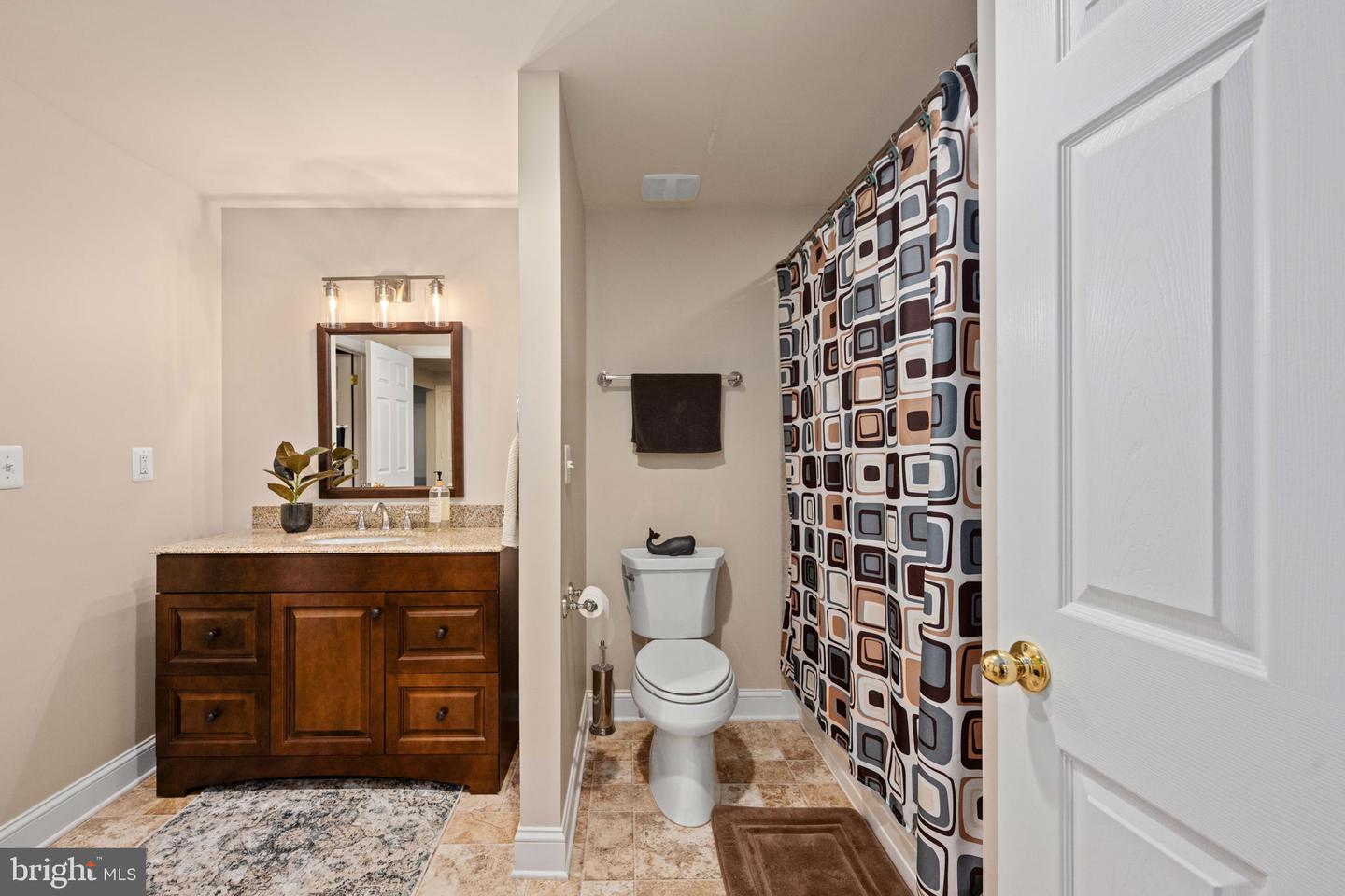 564 GENTLE BREEZE CIR, FREDERICKSBURG, Virginia 22406, 5 Bedrooms Bedrooms, ,3 BathroomsBathrooms,Residential,For sale,564 GENTLE BREEZE CIR,VAST2041104 MLS # VAST2041104