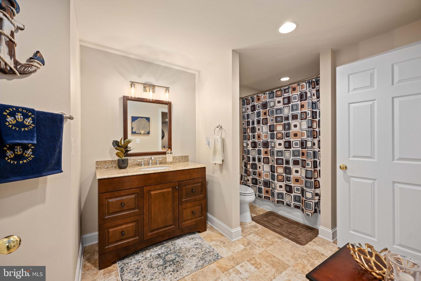 564 GENTLE BREEZE CIR, FREDERICKSBURG, Virginia 22406, 5 Bedrooms Bedrooms, ,3 BathroomsBathrooms,Residential,For sale,564 GENTLE BREEZE CIR,VAST2041104 MLS # VAST2041104