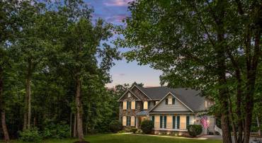 564 GENTLE BREEZE CIR, FREDERICKSBURG, Virginia 22406, 5 Bedrooms Bedrooms, ,3 BathroomsBathrooms,Residential,For sale,564 GENTLE BREEZE CIR,VAST2041104 MLS # VAST2041104