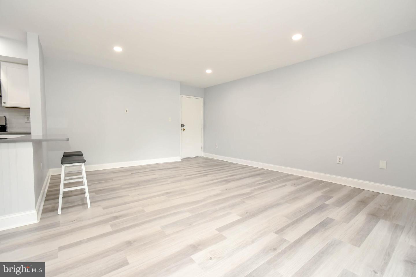 7841 ENOLA #TA7, MCLEAN, Virginia 22102, 2 Bedrooms Bedrooms, ,2 BathroomsBathrooms,Residential,For sale,7841 ENOLA #TA7,VAFX2257502 MLS # VAFX2257502