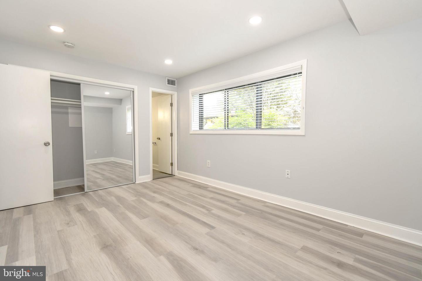 7841 ENOLA #TA7, MCLEAN, Virginia 22102, 2 Bedrooms Bedrooms, ,2 BathroomsBathrooms,Residential,For sale,7841 ENOLA #TA7,VAFX2257502 MLS # VAFX2257502