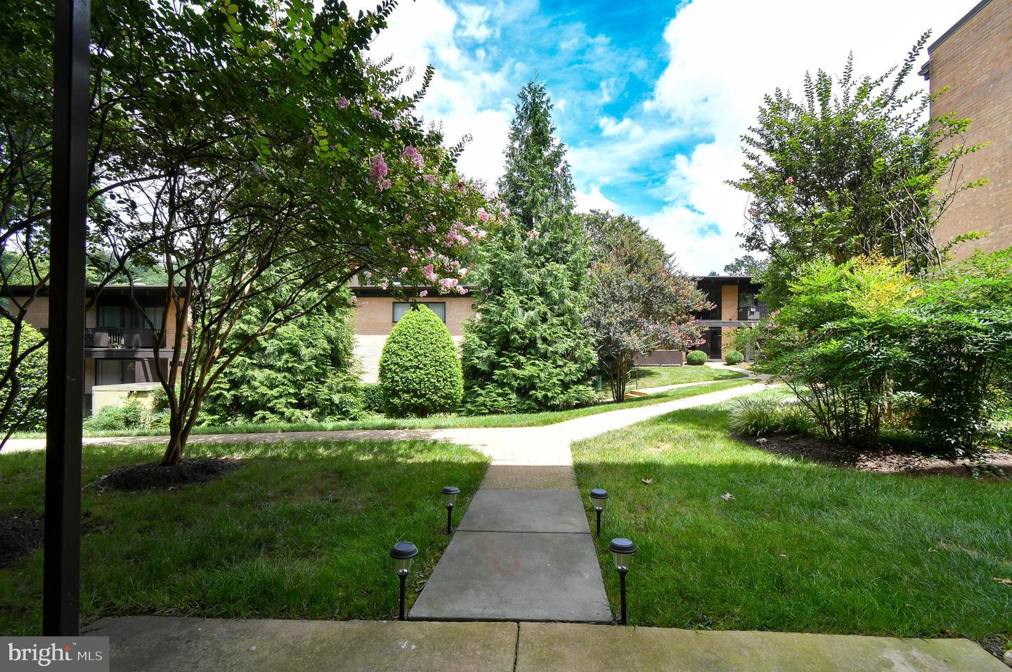 7841 ENOLA #TA7, MCLEAN, Virginia 22102, 2 Bedrooms Bedrooms, ,2 BathroomsBathrooms,Residential,For sale,7841 ENOLA #TA7,VAFX2257502 MLS # VAFX2257502
