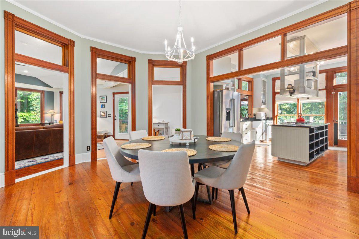 8501 COUNTRY CLUB LN, WARRENTON, Virginia 20186, 5 Bedrooms Bedrooms, ,4 BathroomsBathrooms,Residential,For sale,8501 COUNTRY CLUB LN,VAFQ2017602 MLS # VAFQ2017602