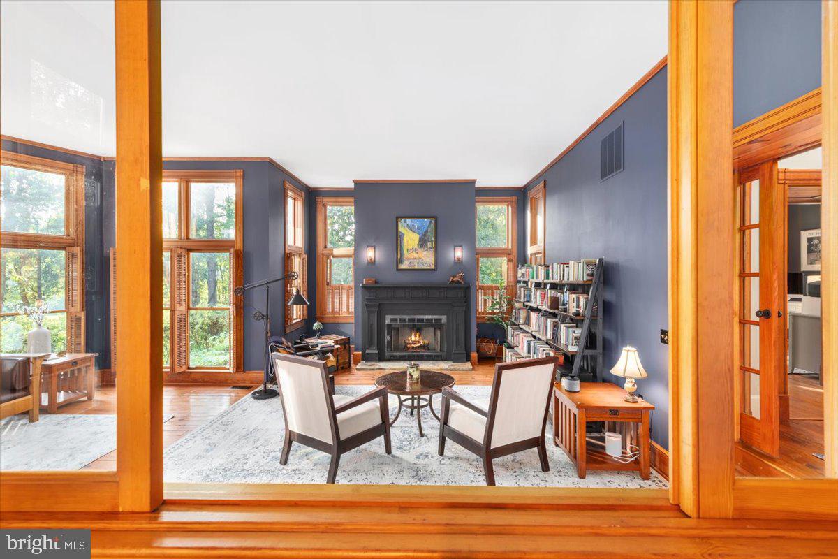 8501 COUNTRY CLUB LN, WARRENTON, Virginia 20186, 5 Bedrooms Bedrooms, ,4 BathroomsBathrooms,Residential,For sale,8501 COUNTRY CLUB LN,VAFQ2017602 MLS # VAFQ2017602