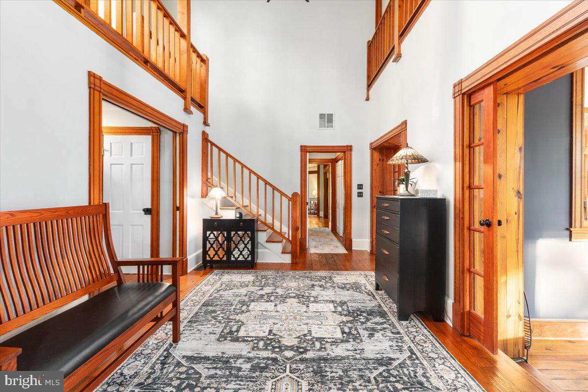 8501 COUNTRY CLUB LN, WARRENTON, Virginia 20186, 5 Bedrooms Bedrooms, ,4 BathroomsBathrooms,Residential,For sale,8501 COUNTRY CLUB LN,VAFQ2017602 MLS # VAFQ2017602