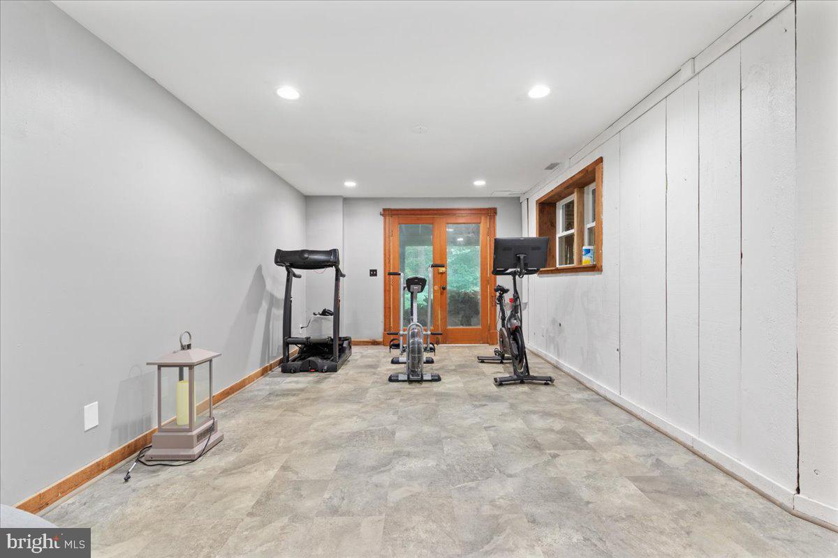8501 COUNTRY CLUB LN, WARRENTON, Virginia 20186, 5 Bedrooms Bedrooms, ,4 BathroomsBathrooms,Residential,For sale,8501 COUNTRY CLUB LN,VAFQ2017602 MLS # VAFQ2017602