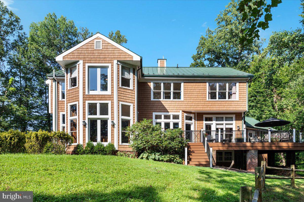 8501 COUNTRY CLUB LN, WARRENTON, Virginia 20186, 5 Bedrooms Bedrooms, ,4 BathroomsBathrooms,Residential,For sale,8501 COUNTRY CLUB LN,VAFQ2017602 MLS # VAFQ2017602