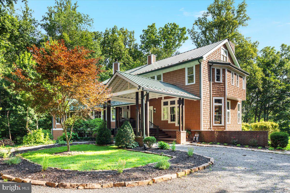 8501 COUNTRY CLUB LN, WARRENTON, Virginia 20186, 5 Bedrooms Bedrooms, ,4 BathroomsBathrooms,Residential,For sale,8501 COUNTRY CLUB LN,VAFQ2017602 MLS # VAFQ2017602