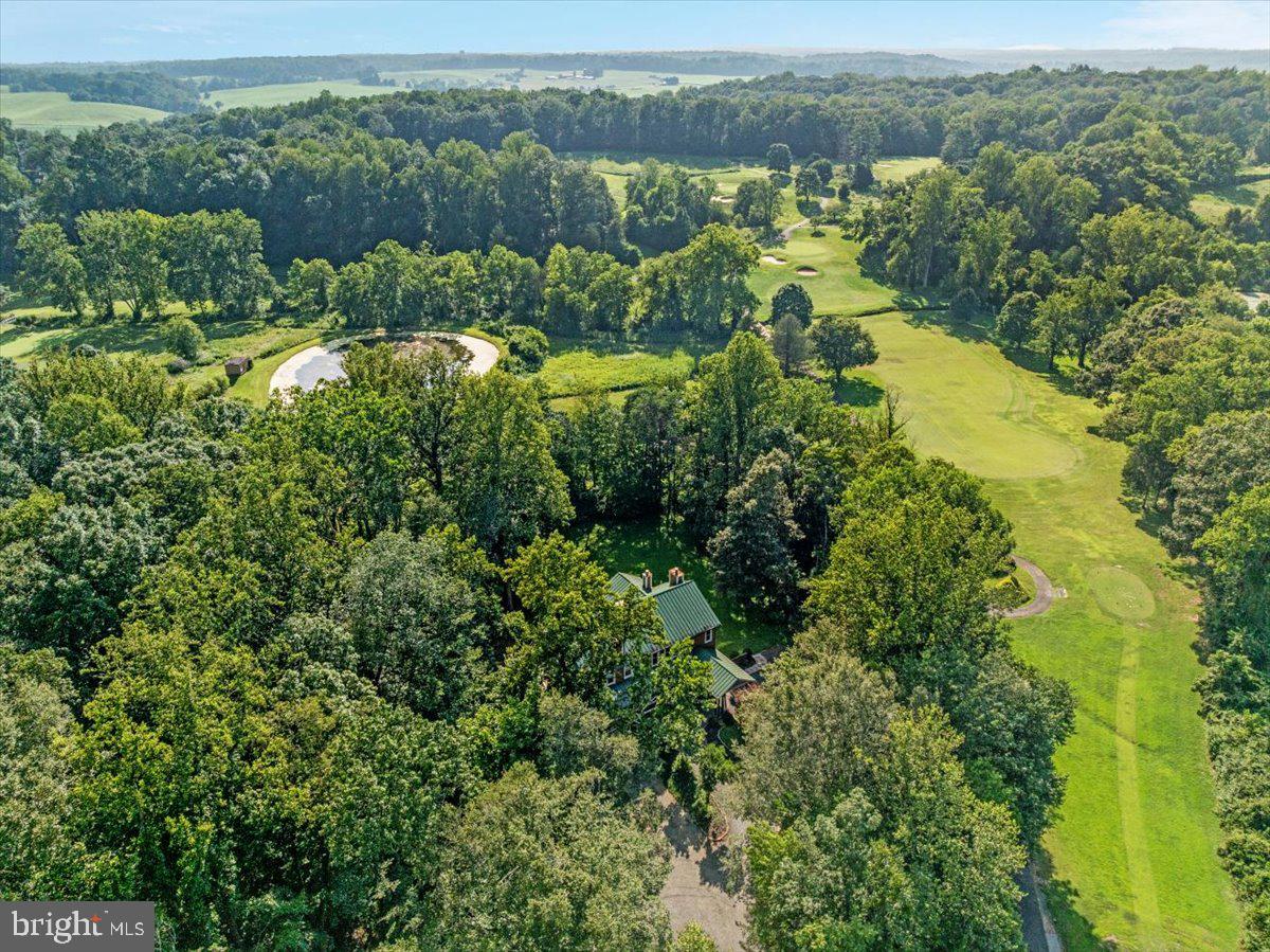 8501 COUNTRY CLUB LN, WARRENTON, Virginia 20186, 5 Bedrooms Bedrooms, ,4 BathroomsBathrooms,Residential,For sale,8501 COUNTRY CLUB LN,VAFQ2017602 MLS # VAFQ2017602