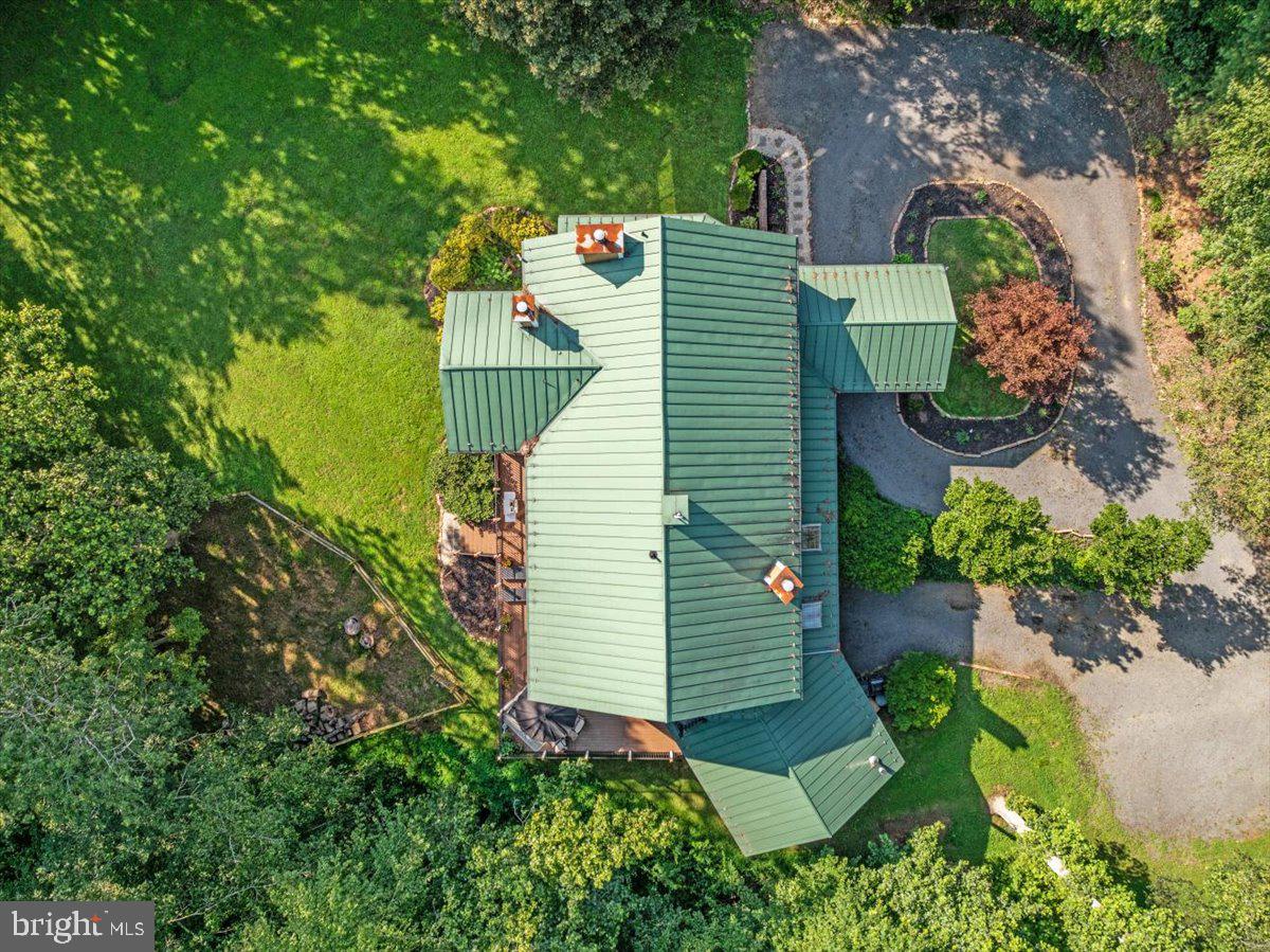 8501 COUNTRY CLUB LN, WARRENTON, Virginia 20186, 5 Bedrooms Bedrooms, ,4 BathroomsBathrooms,Residential,For sale,8501 COUNTRY CLUB LN,VAFQ2017602 MLS # VAFQ2017602
