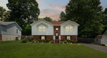 10407 SKINNER HILL DR, FREDERICKSBURG, Virginia 22408, 4 Bedrooms Bedrooms, ,2 BathroomsBathrooms,Residential,For sale,10407 SKINNER HILL DR,VASP2034938 MLS # VASP2034938