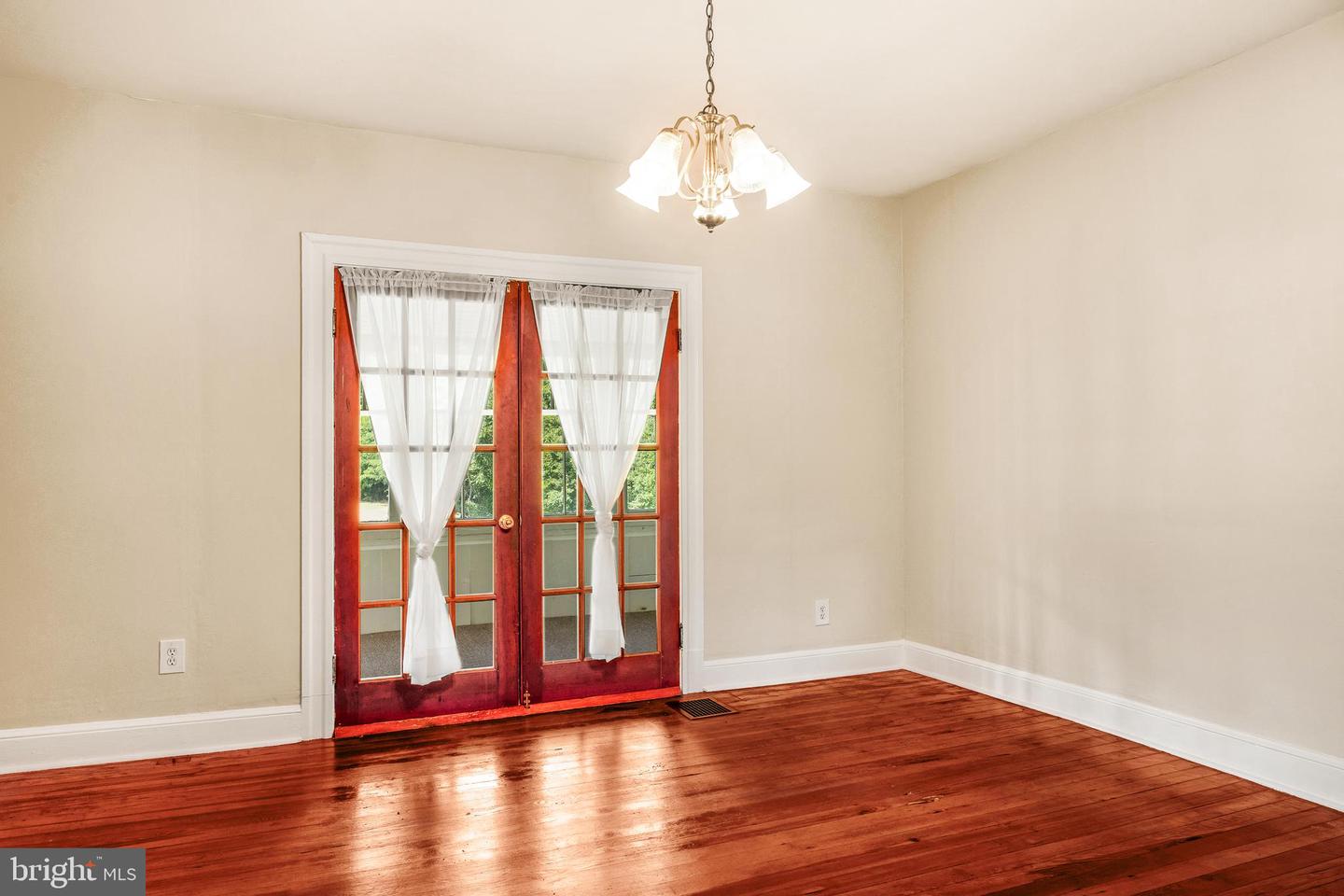 10287 DAHLGREN ROAD, KING GEORGE, Virginia 22485, 3 Bedrooms Bedrooms, 9 Rooms Rooms,2 BathroomsBathrooms,Residential,For sale,10287 DAHLGREN ROAD,VAKG2006766 MLS # VAKG2006766