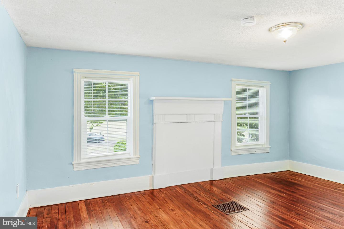10287 DAHLGREN ROAD, KING GEORGE, Virginia 22485, 3 Bedrooms Bedrooms, 9 Rooms Rooms,2 BathroomsBathrooms,Residential,For sale,10287 DAHLGREN ROAD,VAKG2006766 MLS # VAKG2006766