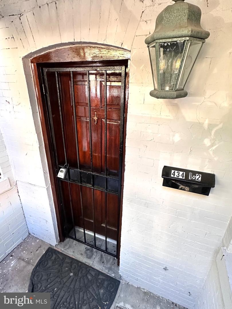 434 6TH ST NE, WASHINGTON, District Of Columbia 20002, 3 Bedrooms Bedrooms, ,2 BathroomsBathrooms,Residential,For sale,434 6TH ST NE,DCDC2212142 MLS # DCDC2212142