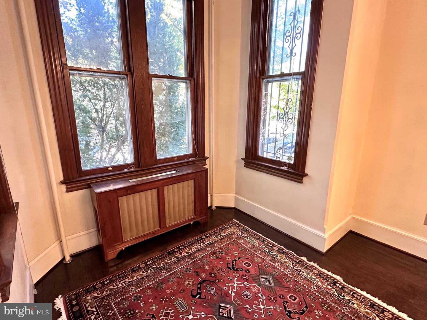 434 6TH ST NE, WASHINGTON, District Of Columbia 20002, 3 Bedrooms Bedrooms, ,2 BathroomsBathrooms,Residential,For sale,434 6TH ST NE,DCDC2212142 MLS # DCDC2212142