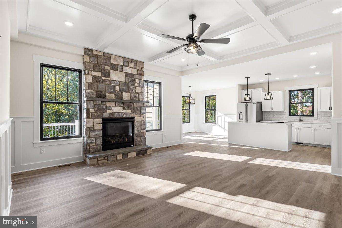 111 HUNTINGTON HILLS LN, FREDERICKSBURG, Virginia 22401, 4 Bedrooms Bedrooms, ,3 BathroomsBathrooms,Residential,For sale,111 HUNTINGTON HILLS LN,VAFB2008652 MLS # VAFB2008652