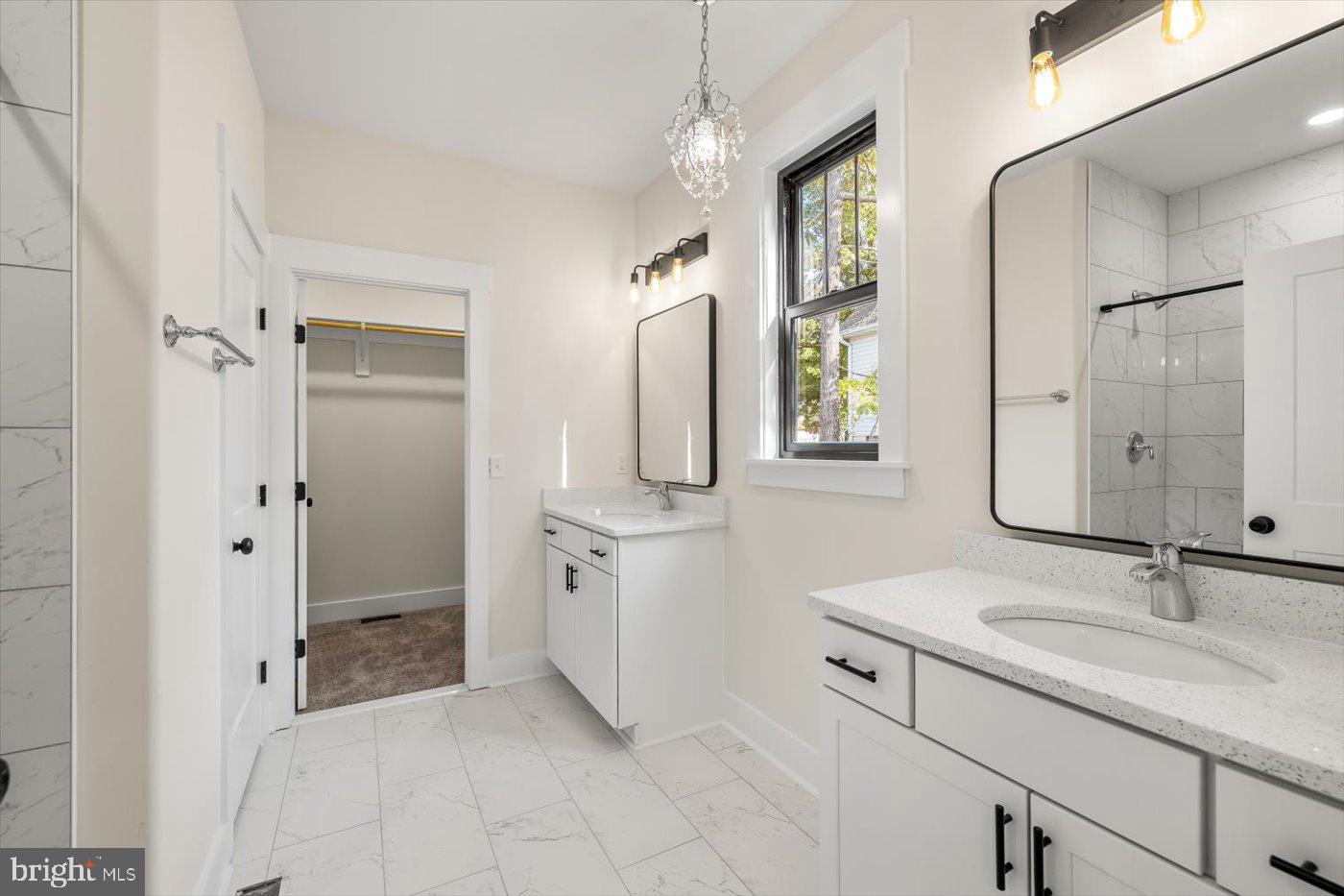 111 HUNTINGTON HILLS LN, FREDERICKSBURG, Virginia 22401, 4 Bedrooms Bedrooms, ,3 BathroomsBathrooms,Residential,For sale,111 HUNTINGTON HILLS LN,VAFB2008652 MLS # VAFB2008652