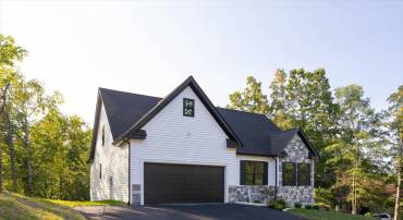 111 HUNTINGTON HILLS LN, FREDERICKSBURG, Virginia 22401, 4 Bedrooms Bedrooms, ,3 BathroomsBathrooms,Residential,For sale,111 HUNTINGTON HILLS LN,VAFB2008652 MLS # VAFB2008652