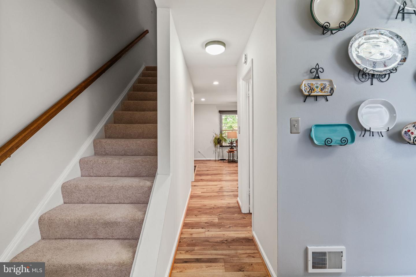 6465 BLARNEY STONE CT, SPRINGFIELD, Virginia 22152, 3 Bedrooms Bedrooms, ,3 BathroomsBathrooms,Residential,For sale,6465 BLARNEY STONE CT,VAFX2257676 MLS # VAFX2257676