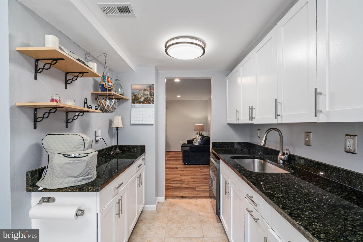 6465 BLARNEY STONE CT, SPRINGFIELD, Virginia 22152, 3 Bedrooms Bedrooms, ,3 BathroomsBathrooms,Residential,For sale,6465 BLARNEY STONE CT,VAFX2257676 MLS # VAFX2257676