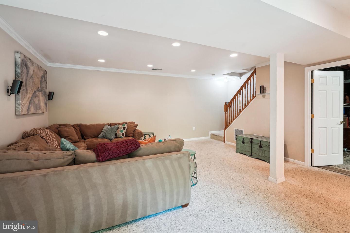 12871 VALLEYWOOD DR, WOODBRIDGE, Virginia 22192, 4 Bedrooms Bedrooms, ,3 BathroomsBathrooms,Residential,For sale,12871 VALLEYWOOD DR,VAPW2100044 MLS # VAPW2100044