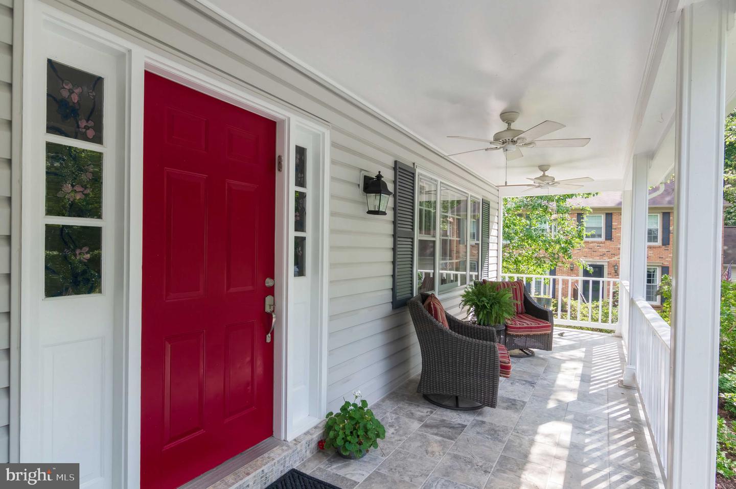 12871 VALLEYWOOD DR, WOODBRIDGE, Virginia 22192, 4 Bedrooms Bedrooms, ,3 BathroomsBathrooms,Residential,For sale,12871 VALLEYWOOD DR,VAPW2100044 MLS # VAPW2100044
