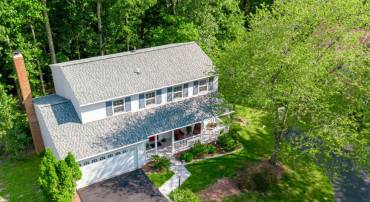 12871 VALLEYWOOD DR, WOODBRIDGE, Virginia 22192, 4 Bedrooms Bedrooms, ,3 BathroomsBathrooms,Residential,For sale,12871 VALLEYWOOD DR,VAPW2100044 MLS # VAPW2100044