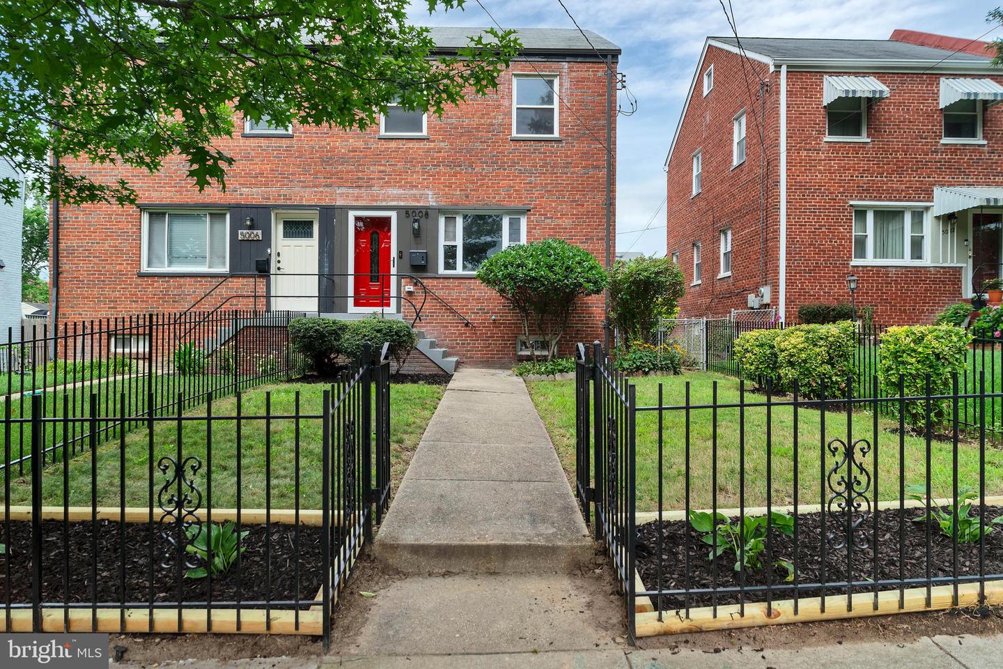5008 11TH ST NE, WASHINGTON, District Of Columbia 20017, 4 Bedrooms Bedrooms, ,2 BathroomsBathrooms,Residential,For sale,5008 11TH ST NE,DCDC2211936 MLS # DCDC2211936