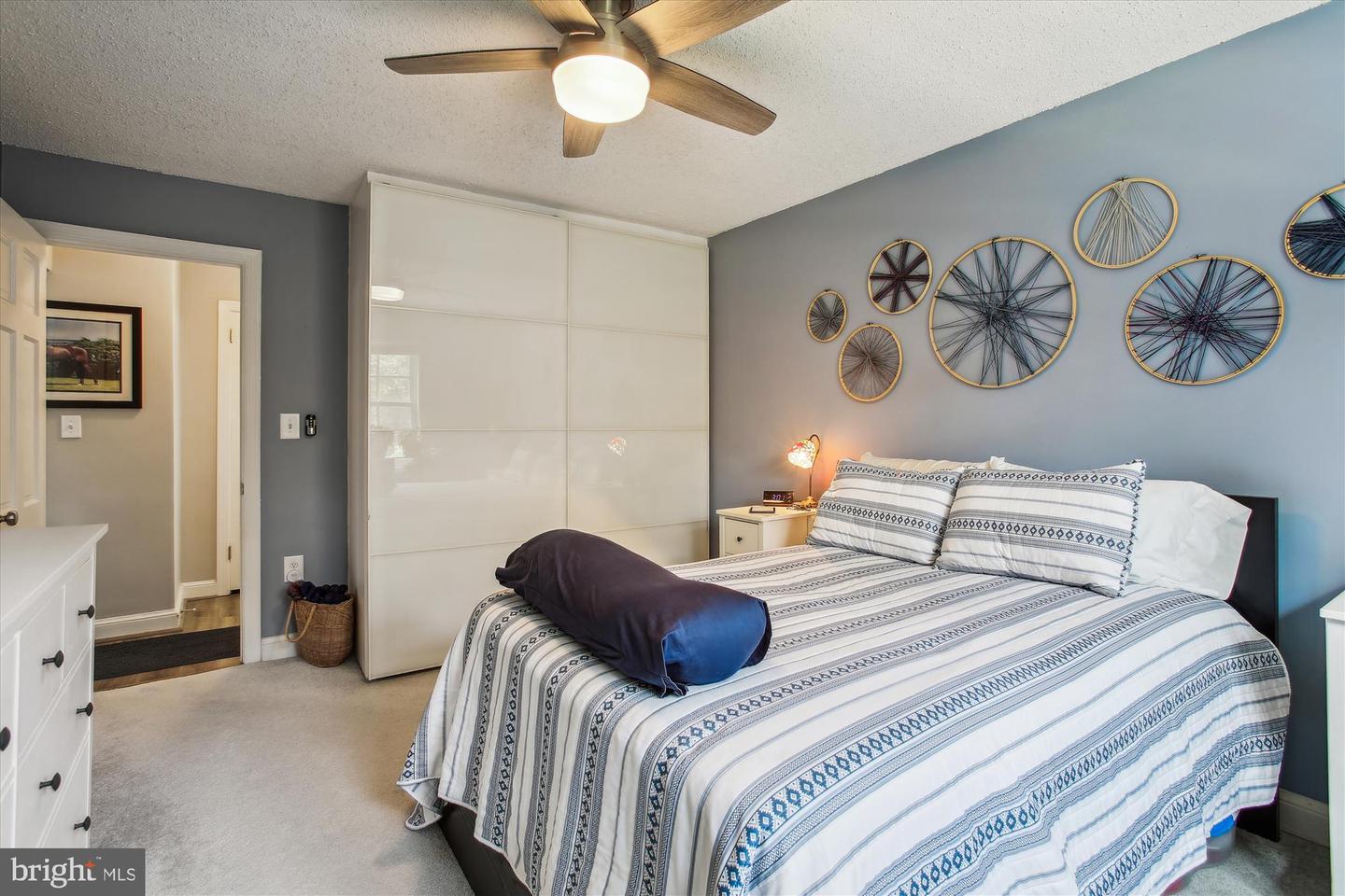 1612 W ABINGDON DR #202, ALEXANDRIA, Virginia 22314, 1 Bedroom Bedrooms, ,1 BathroomBathrooms,Residential,For sale,1612 W ABINGDON DR #202,VAAX2047844 MLS # VAAX2047844