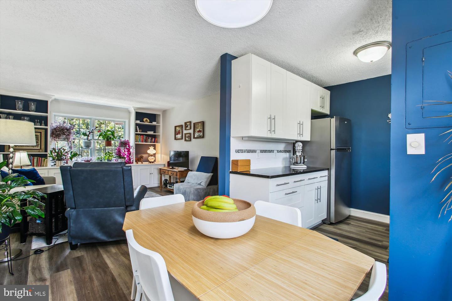 1612 W ABINGDON DR #202, ALEXANDRIA, Virginia 22314, 1 Bedroom Bedrooms, ,1 BathroomBathrooms,Residential,For sale,1612 W ABINGDON DR #202,VAAX2047844 MLS # VAAX2047844