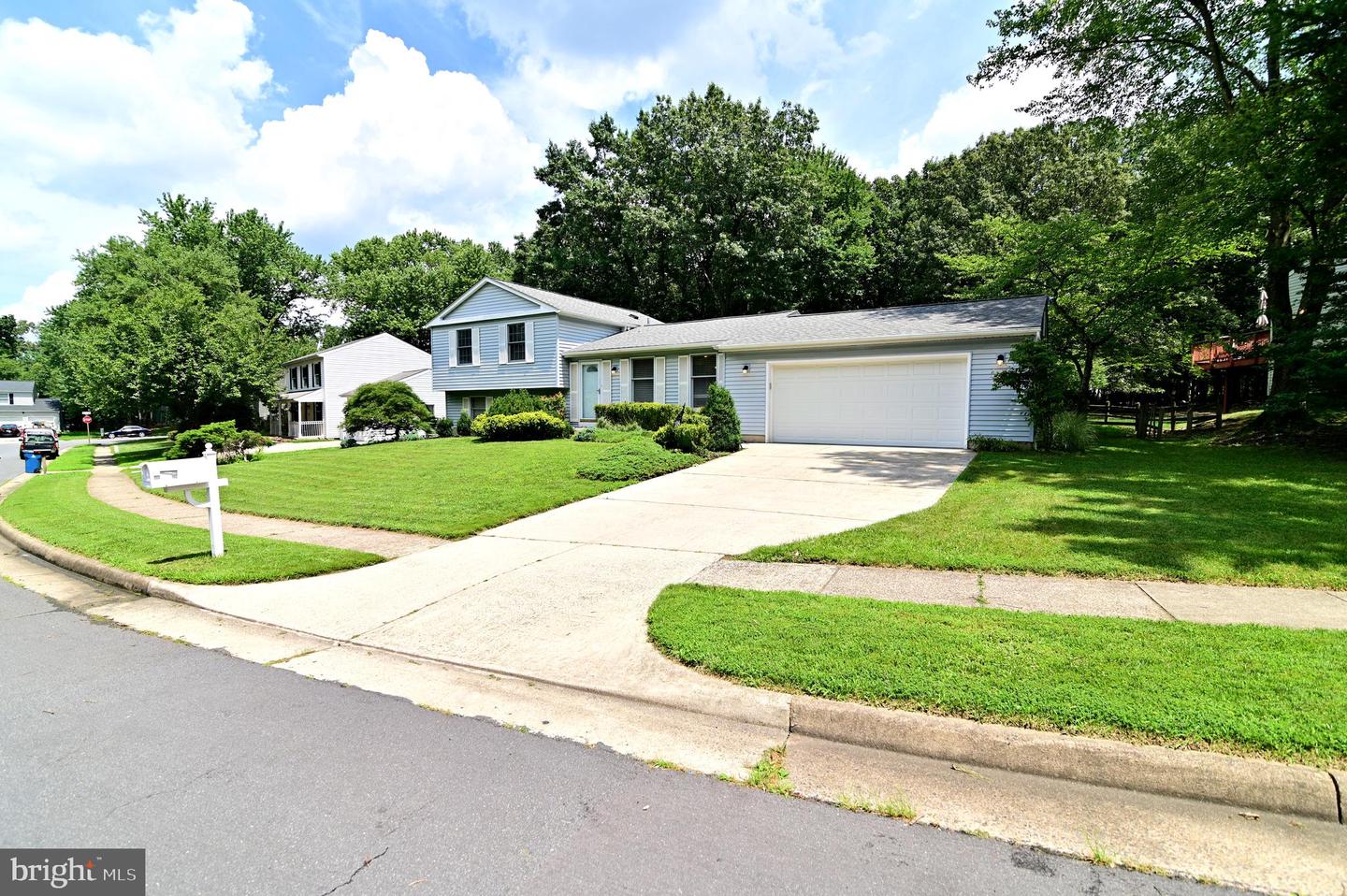 104 SILVERLEAF CT, STERLING, Virginia 20164, 3 Bedrooms Bedrooms, ,3 BathroomsBathrooms,Residential,For sale,104 SILVERLEAF CT,VALO2103188 MLS # VALO2103188