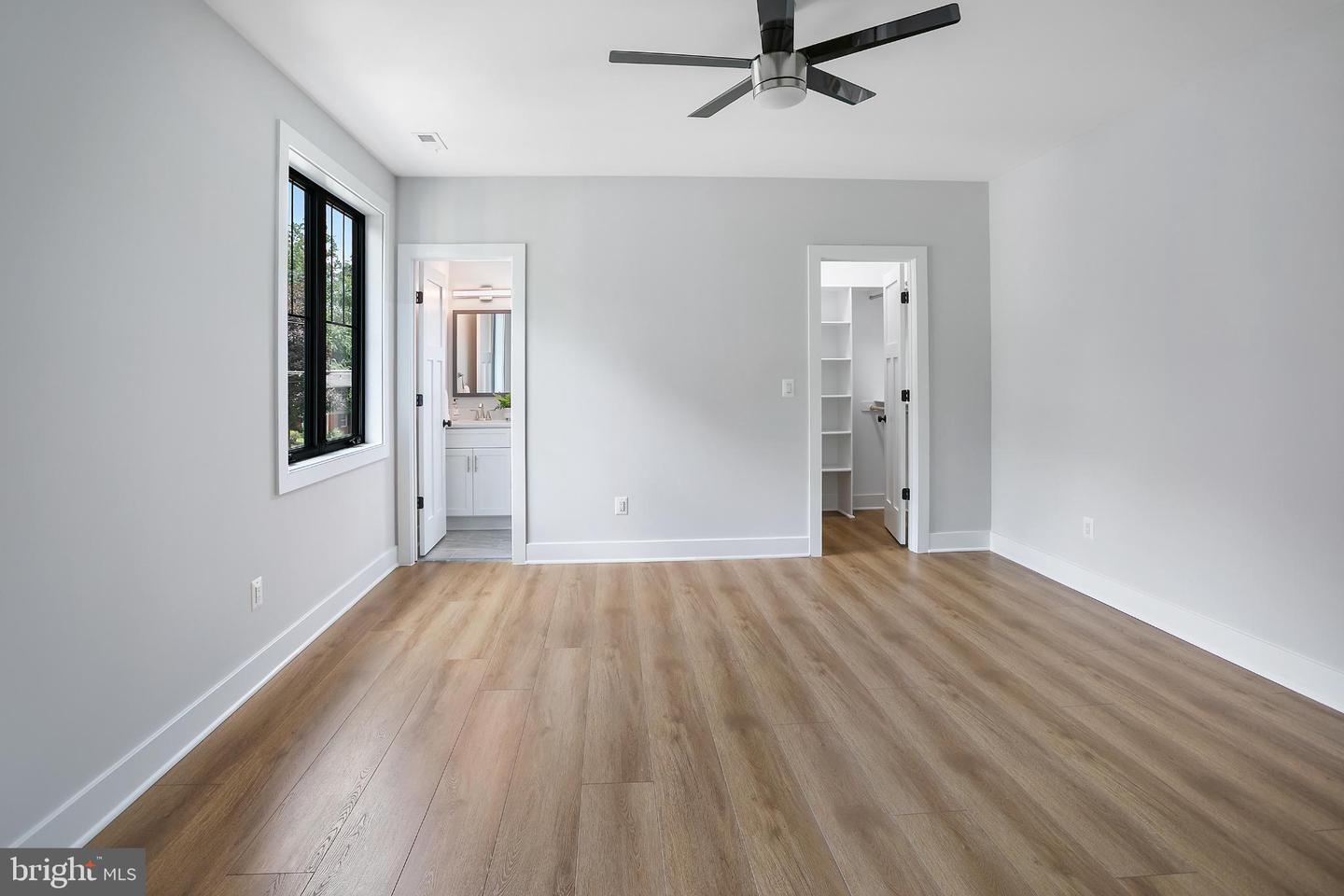 116 FARDALE ST SE, VIENNA, Virginia 22180, 8 Bedrooms Bedrooms, 15 Rooms Rooms,6 BathroomsBathrooms,Residential,For sale,116 FARDALE ST SE,VAFX2257712 MLS # VAFX2257712