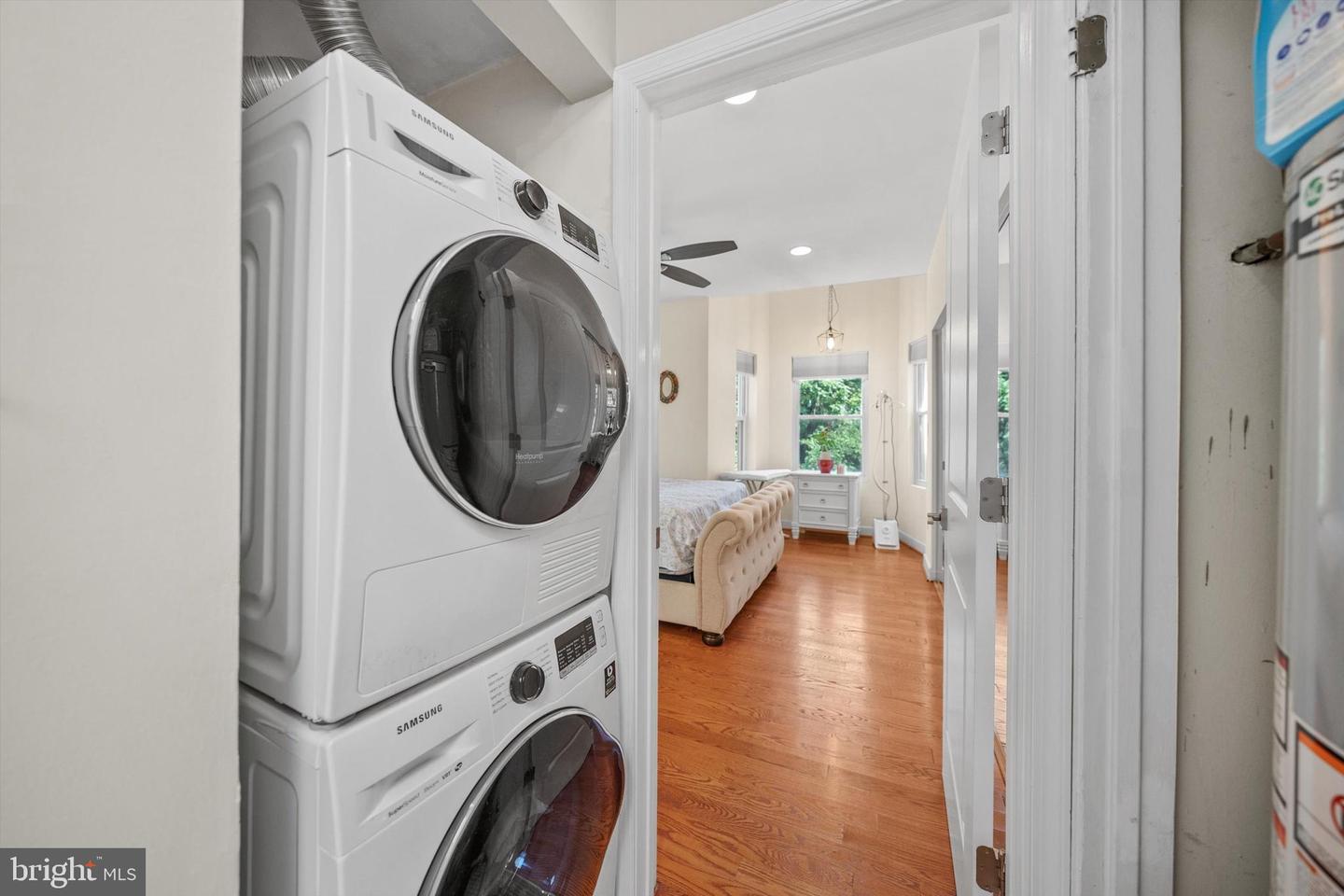 211 F ST NE, WASHINGTON, District Of Columbia 20002, 4 Bedrooms Bedrooms, ,3 BathroomsBathrooms,Residential,For sale,211 F ST NE,DCDC2212226 MLS # DCDC2212226
