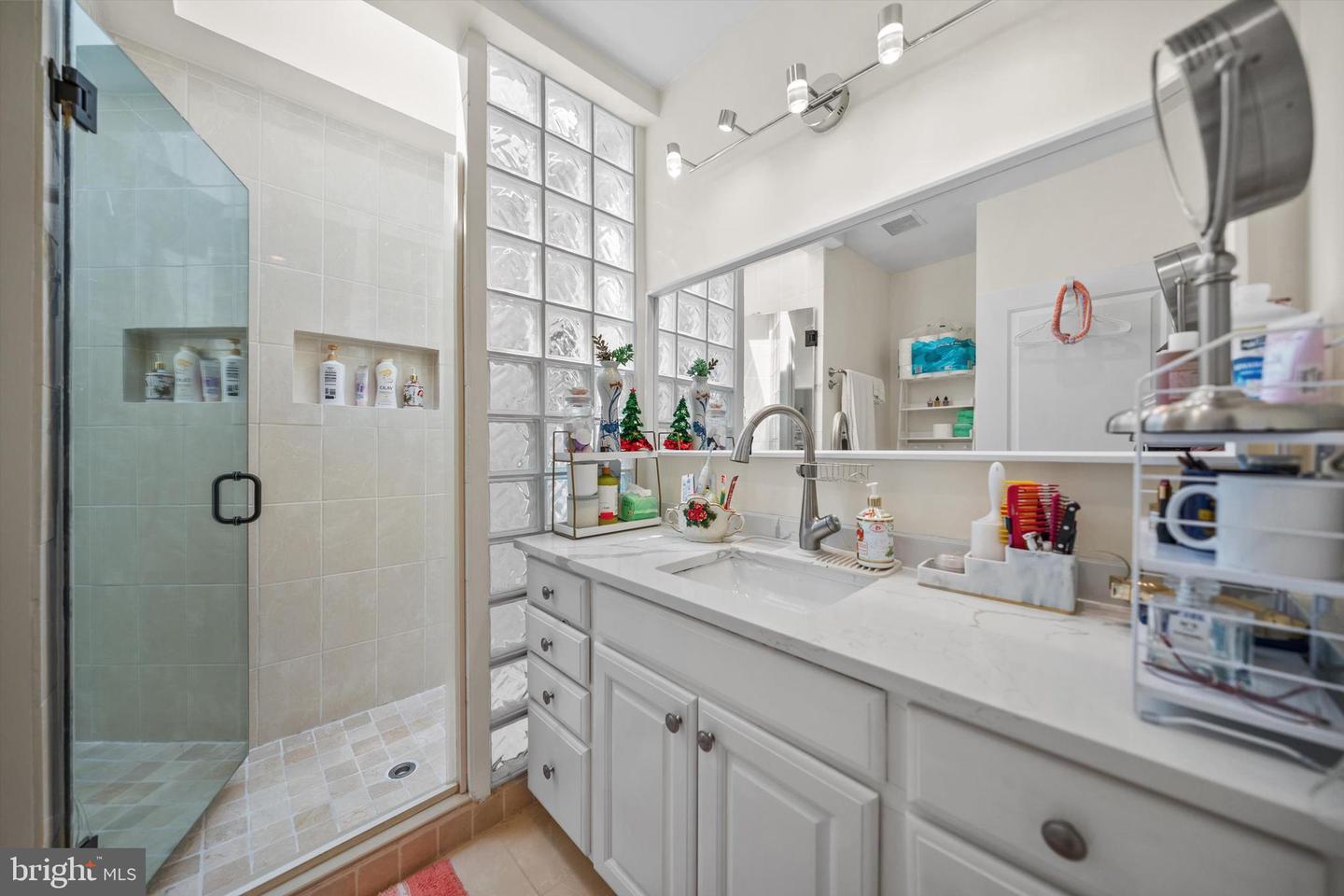 211 F ST NE, WASHINGTON, District Of Columbia 20002, 4 Bedrooms Bedrooms, ,3 BathroomsBathrooms,Residential,For sale,211 F ST NE,DCDC2212226 MLS # DCDC2212226