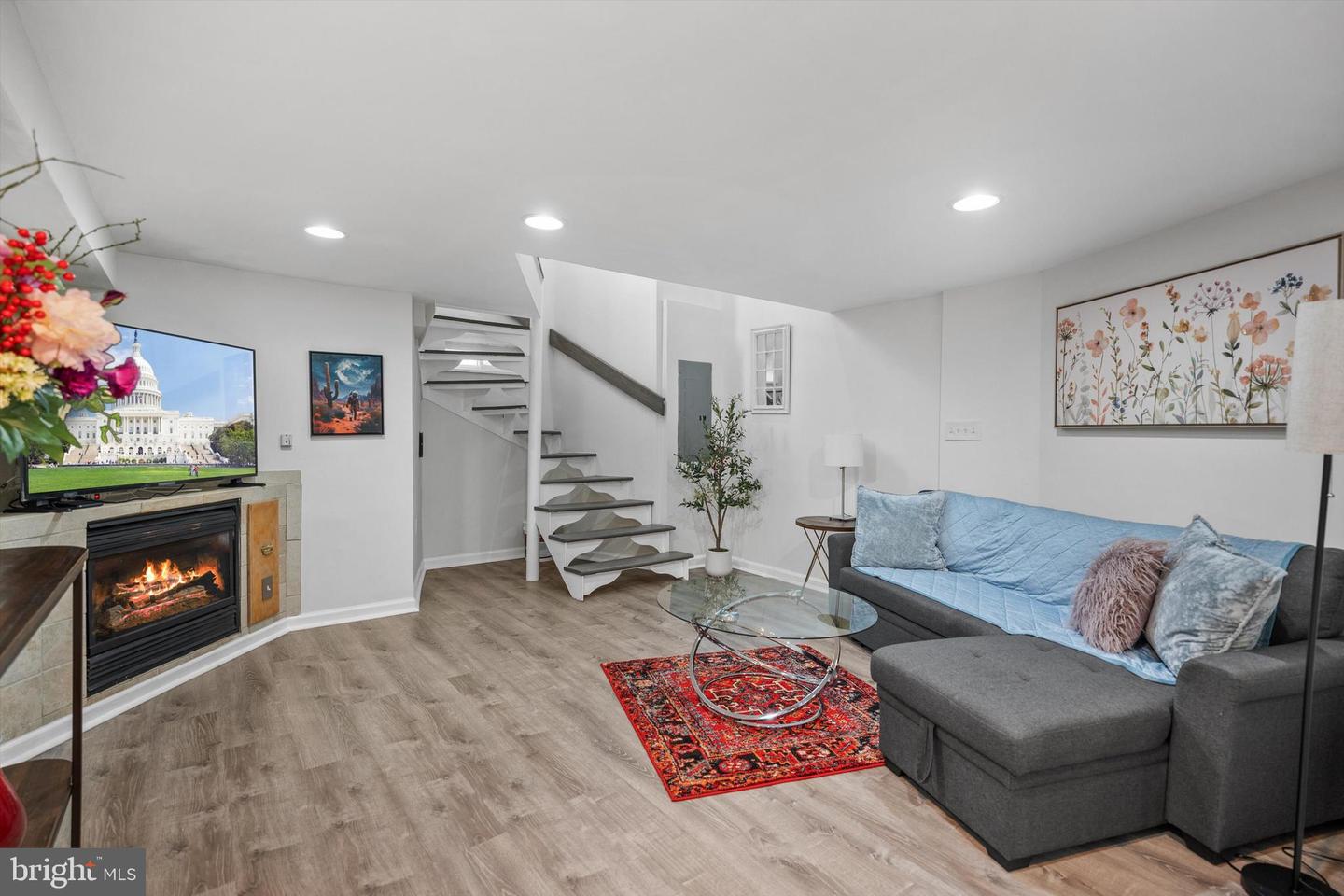 211 F ST NE, WASHINGTON, District Of Columbia 20002, 4 Bedrooms Bedrooms, ,3 BathroomsBathrooms,Residential,For sale,211 F ST NE,DCDC2212226 MLS # DCDC2212226