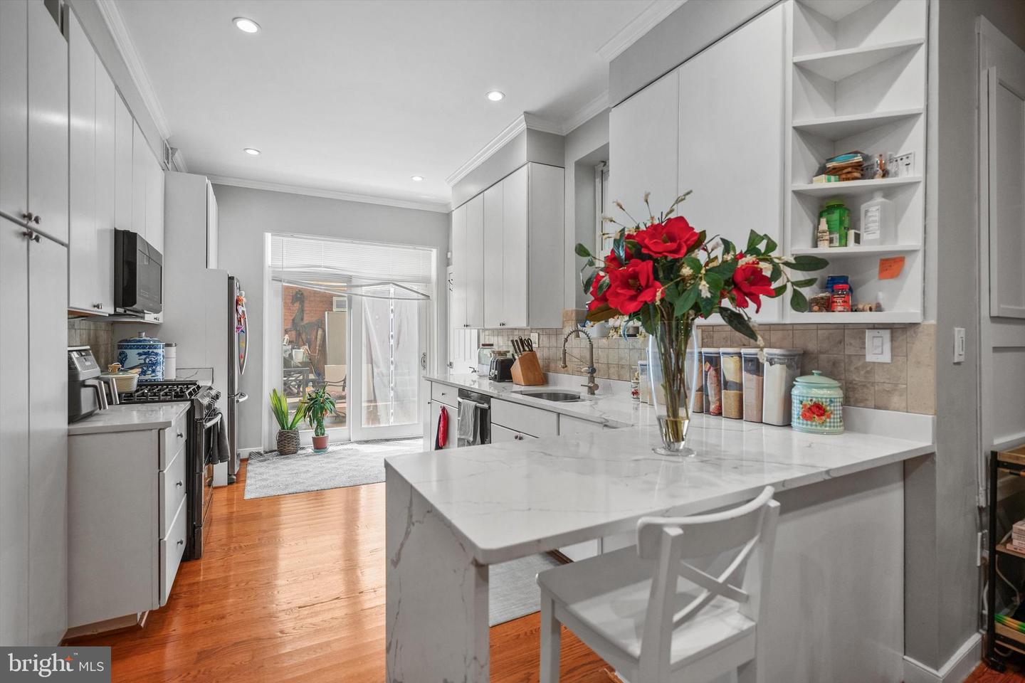211 F ST NE, WASHINGTON, District Of Columbia 20002, 4 Bedrooms Bedrooms, ,3 BathroomsBathrooms,Residential,For sale,211 F ST NE,DCDC2212226 MLS # DCDC2212226