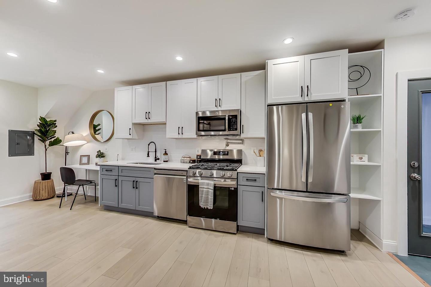 428 EVARTS ST NE #2, WASHINGTON, District Of Columbia 20017, 2 Bedrooms Bedrooms, ,2 BathroomsBathrooms,Residential,For sale,428 EVARTS ST NE #2,DCDC2212264 MLS # DCDC2212264