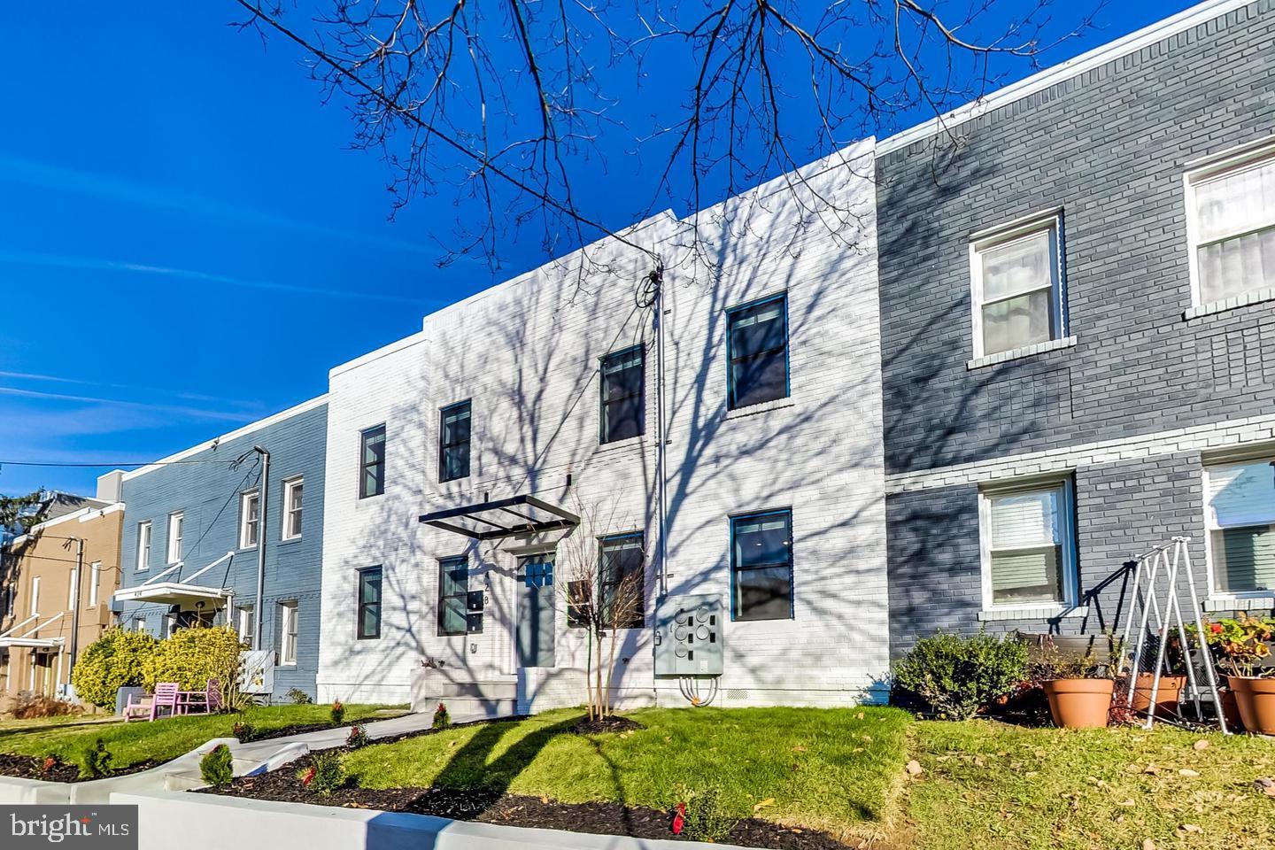 428 EVARTS ST NE #2, WASHINGTON, District Of Columbia 20017, 2 Bedrooms Bedrooms, ,2 BathroomsBathrooms,Residential,For sale,428 EVARTS ST NE #2,DCDC2212264 MLS # DCDC2212264