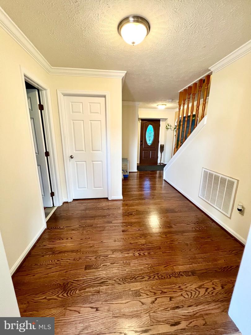 112 HITES ST, WINCHESTER, Virginia 22602, 4 Bedrooms Bedrooms, ,3 BathroomsBathrooms,Residential,For sale,112 HITES ST,VAFV2035668 MLS # VAFV2035668