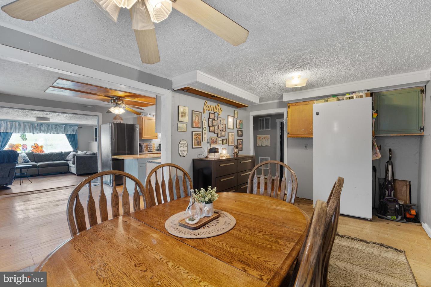 2983 STONEY CREEK RD, EDINBURG, Virginia 22824, 3 Bedrooms Bedrooms, ,1 BathroomBathrooms,Residential,For sale,2983 STONEY CREEK RD,VASH2012088 MLS # VASH2012088