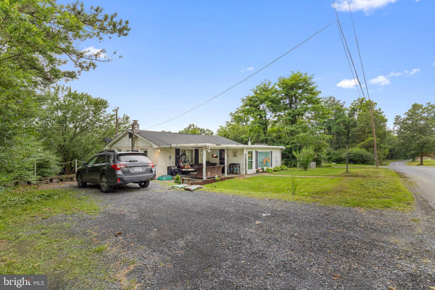 2983 STONEY CREEK RD, EDINBURG, Virginia 22824, 3 Bedrooms Bedrooms, ,1 BathroomBathrooms,Residential,For sale,2983 STONEY CREEK RD,VASH2012088 MLS # VASH2012088