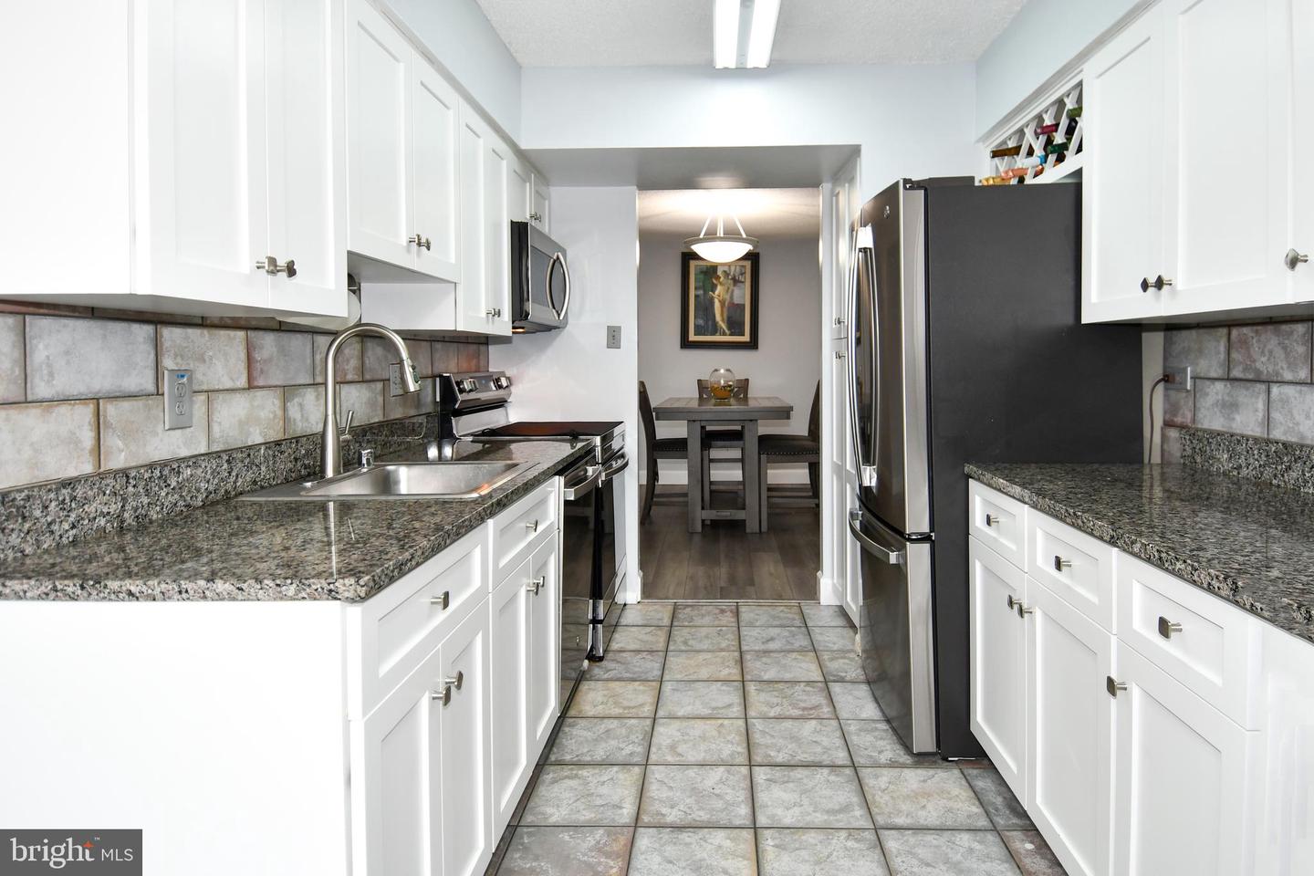 4500 S FOUR MILE RUN DR #1218, ARLINGTON, Virginia 22204, 2 Bedrooms Bedrooms, ,2 BathroomsBathrooms,Residential,For sale,4500 S FOUR MILE RUN DR #1218,VAAR2061428 MLS # VAAR2061428