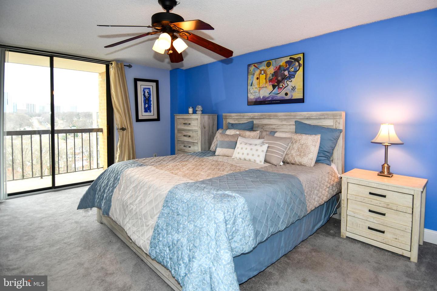 4500 S FOUR MILE RUN DR #1218, ARLINGTON, Virginia 22204, 2 Bedrooms Bedrooms, ,2 BathroomsBathrooms,Residential,For sale,4500 S FOUR MILE RUN DR #1218,VAAR2061428 MLS # VAAR2061428