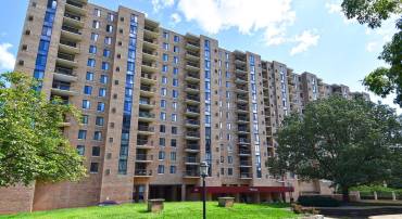 4500 S FOUR MILE RUN DR #1218, ARLINGTON, Virginia 22204, 2 Bedrooms Bedrooms, ,2 BathroomsBathrooms,Residential,For sale,4500 S FOUR MILE RUN DR #1218,VAAR2061428 MLS # VAAR2061428