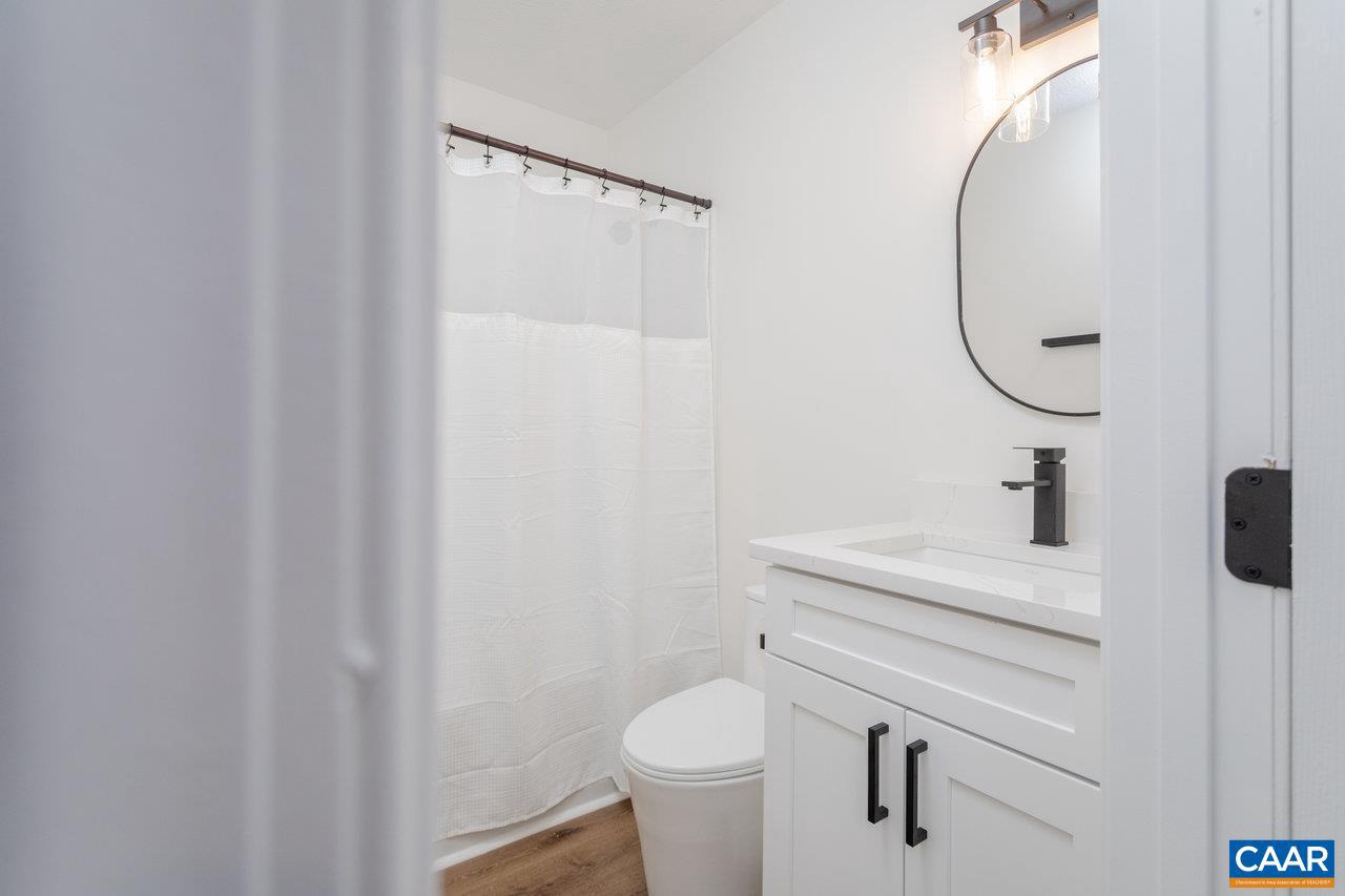 37 AUBURN DR, GROTTOES, Virginia 24441, 4 Bedrooms Bedrooms, ,2 BathroomsBathrooms,Residential,For sale,37 AUBURN DR,667152 MLS # 667152